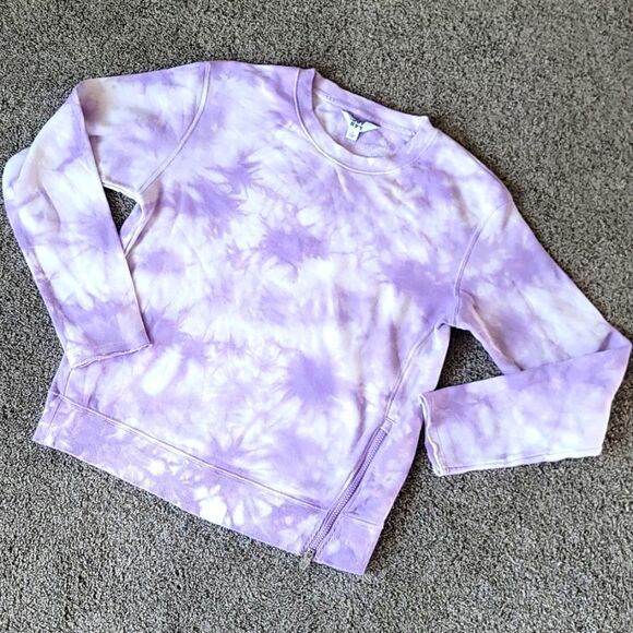 💥 Juniors Tye-Dye Fashion Sweatshirt Sz Small - Picture 1 of 6